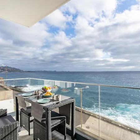 Sea View Balcony By Madeira Sun Travel Apartment Santa Cruz  Exterior photo