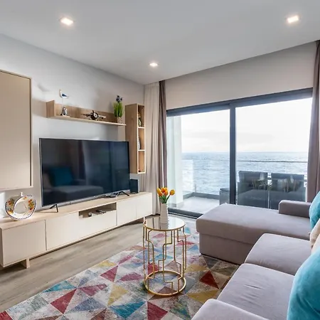 Sea View Balcony By Madeira Sun Travel Apartment Santa Cruz  Exterior photo
