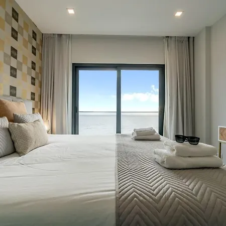 Sea View Balcony By Madeira Sun Travel Apartment Santa Cruz  Exterior photo